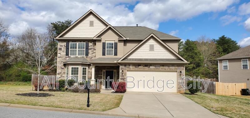 5 Calgary Ct in Simpsonville, SC - Building Photo