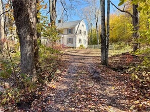 221 Centennial Farm Ln in Gilbertsville, NY - Building Photo - Building Photo