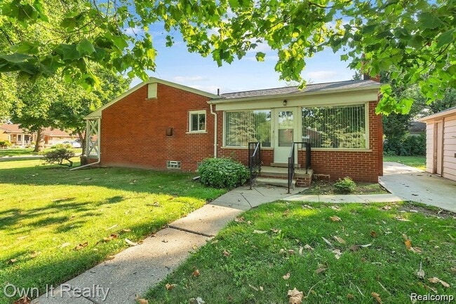 20195 River Oaks Dr in Dearborn Heights, MI - Building Photo - Building Photo