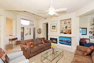37948 Breeze Way in Palm Desert, CA - Building Photo - Building Photo
