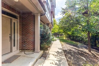 405 Alpine Springs Dr in Vernon Hills, IL - Building Photo - Building Photo