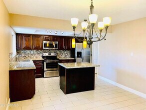 8832 E Lupine Ave in Scottsdale, AZ - Building Photo - Building Photo