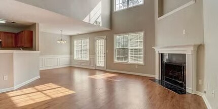 629 Shadow Valley Ct in Lithonia, GA - Building Photo - Building Photo