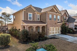 6623 Rivergreen Rd in Flowery Branch, GA - Building Photo - Building Photo
