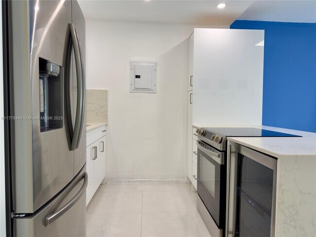 1530 SW 2nd St in Miami, FL - Building Photo - Building Photo