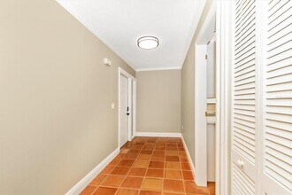3902 Glen Oaks Manor Dr in Sarasota, FL - Building Photo - Building Photo