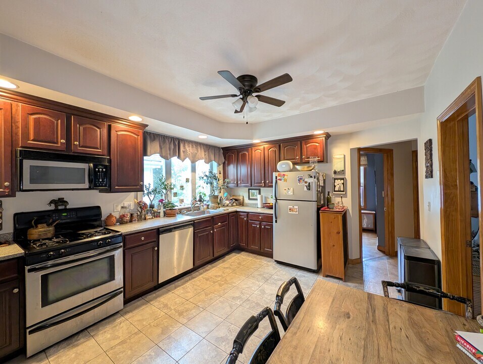 50 William St, Unit 2 in Medford, MA - Building Photo