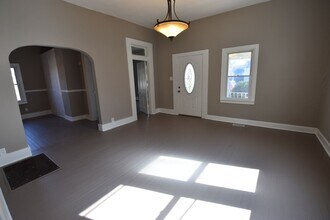 330 Baldwin St in Greenfield, IN - Building Photo - Building Photo