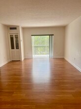 200 E Royal Palm Rd in Boca Raton, FL - Building Photo - Building Photo