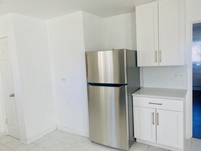 417 W Miner St, Unit 9 in Arlington Heights, IL - Building Photo - Building Photo