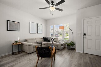 17202 Adoro Dr in Manor, TX - Building Photo - Building Photo
