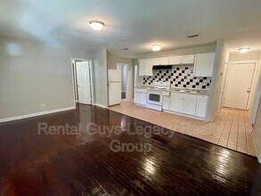 1738 Wright Ave in Jacksonville, FL - Building Photo - Building Photo