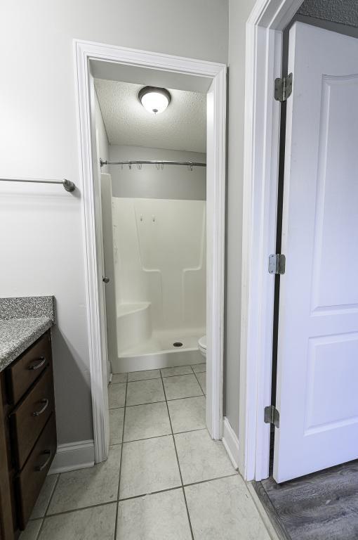 307 Nile Ln in Byron, GA - Foto de edificio - Building Photo