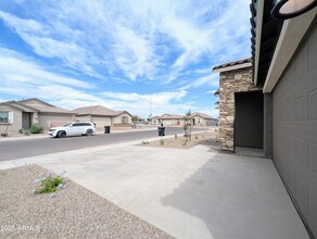 10163 W Amelia Ave in Avondale, AZ - Building Photo - Building Photo