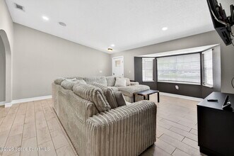 377 Emerson Dr NW in Palm Bay, FL - Building Photo - Building Photo