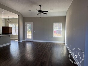 244 Grayson Ave in Hinesville, GA - Building Photo - Building Photo