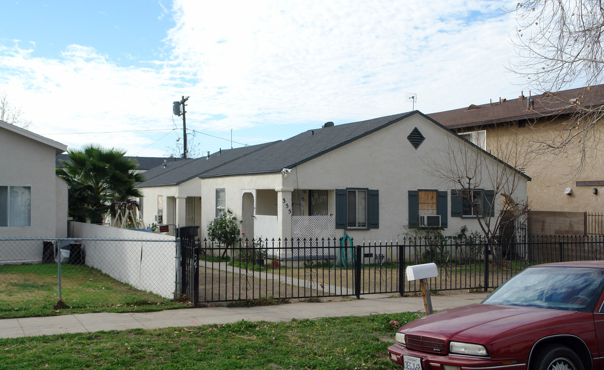 355 W 23rd St in San Bernardino, CA - Building Photo