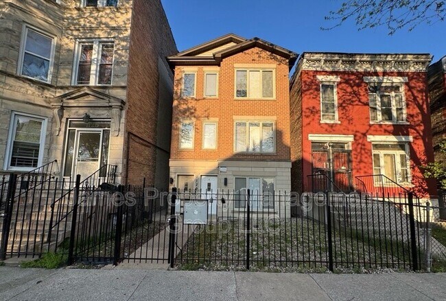 property at 1129 S Troy St