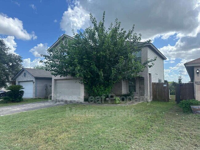6615 Flatstone Pass in Converse, TX - Building Photo - Building Photo
