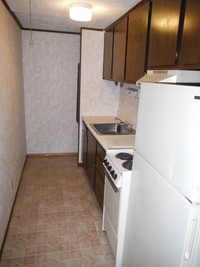 Rivercrest Village Apartments in Marietta, OH - Building Photo - Building Photo