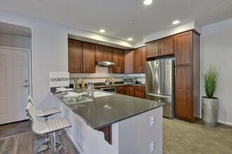 919 Gaspar Vis in San Jose, CA - Building Photo - Building Photo