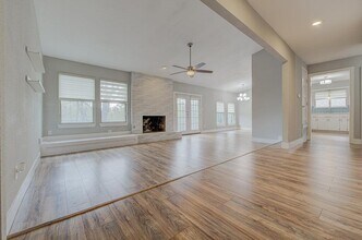 7305 Inspiration Dr in Austin, TX - Building Photo - Building Photo