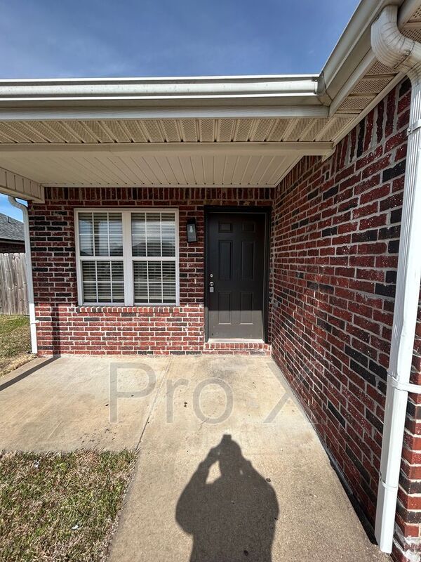 1598 Tolleson Loop in Springdale, AR - Building Photo - Building Photo