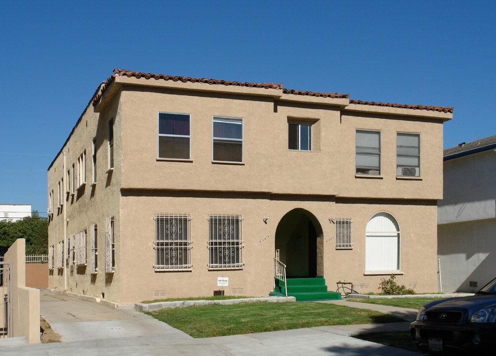 8547-8549 Cashio St in Los Angeles, CA - Building Photo