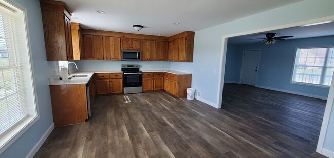 108 Cayuse Way in Elizabeth City, NC - Building Photo - Building Photo