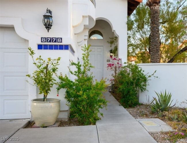 property at 8778 Villa La Rae Ave