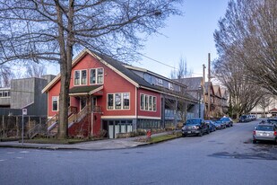 593 Georgia St E in Vancouver, BC - Building Photo