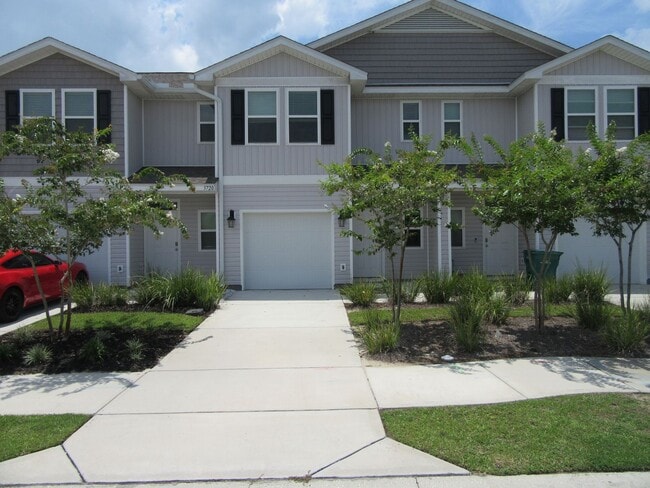 5716 Callaway Cir