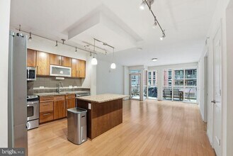 1025 1st St SE in Washington, DC - Building Photo - Building Photo