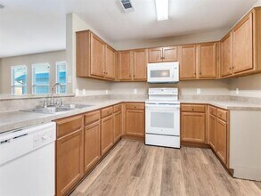 8026 Arkan Pkwy in Dallas, TX - Building Photo - Building Photo