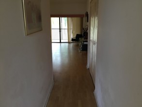 1937 SW 15th St-Unit -54 in Deerfield Beach, FL - Foto de edificio - Building Photo