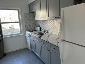 421 E Broadway in Long Beach, NY - Building Photo - Building Photo