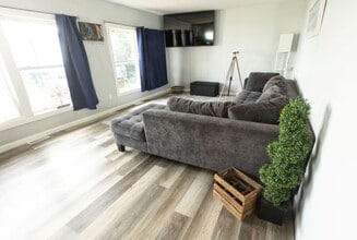 39259 N Jackson Dr in Spring Grove, IL - Building Photo - Building Photo