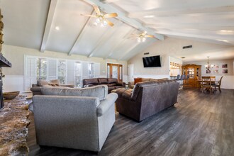 607 N Duncanville Rd in Cedar Hill, TX - Building Photo - Building Photo