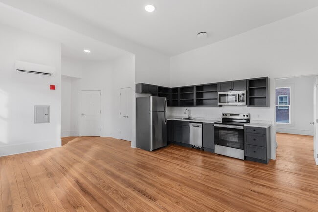 property at 119 Congress St