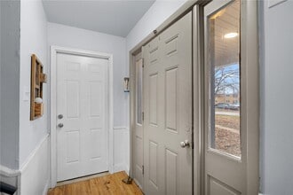 3830 Vogt Rd in Byrnes Mill, MO - Building Photo - Building Photo