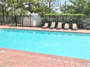 1506 Hillview Ln in Tarpon Springs, FL - Building Photo - Building Photo