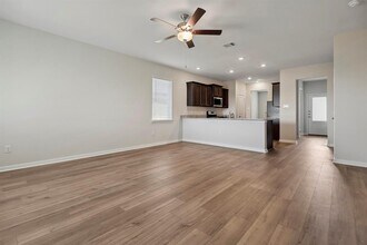 400 Mystic Slopes Drive in Katy, TX - Building Photo - Building Photo