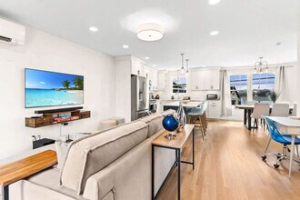 74 Island Path in Hampton, NH - Building Photo - Building Photo