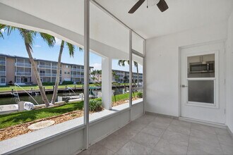 110 Shore Ct in North Palm Beach, FL - Building Photo - Building Photo