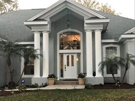 1070 Lake Deeson Woods Ln in Lakeland, FL - Building Photo