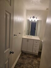 3453 Clover Meadows Dr, Unit 3453 in Chesapeake, VA - Foto de edificio - Building Photo