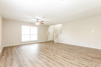 3604 Macon Ave in Schertz, TX - Building Photo - Building Photo