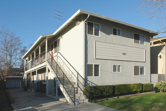 1077 N 5th St in San Jose, CA - Building Photo - Building Photo