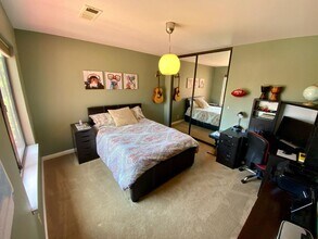 1119 Royal Ln in San Carlos, CA - Building Photo - Building Photo