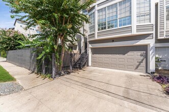 2201 Crocker St in Houston, TX - Building Photo - Building Photo